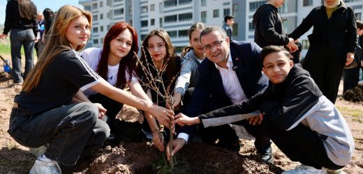 Derince´de Fidanlar Toprakla Buluştu