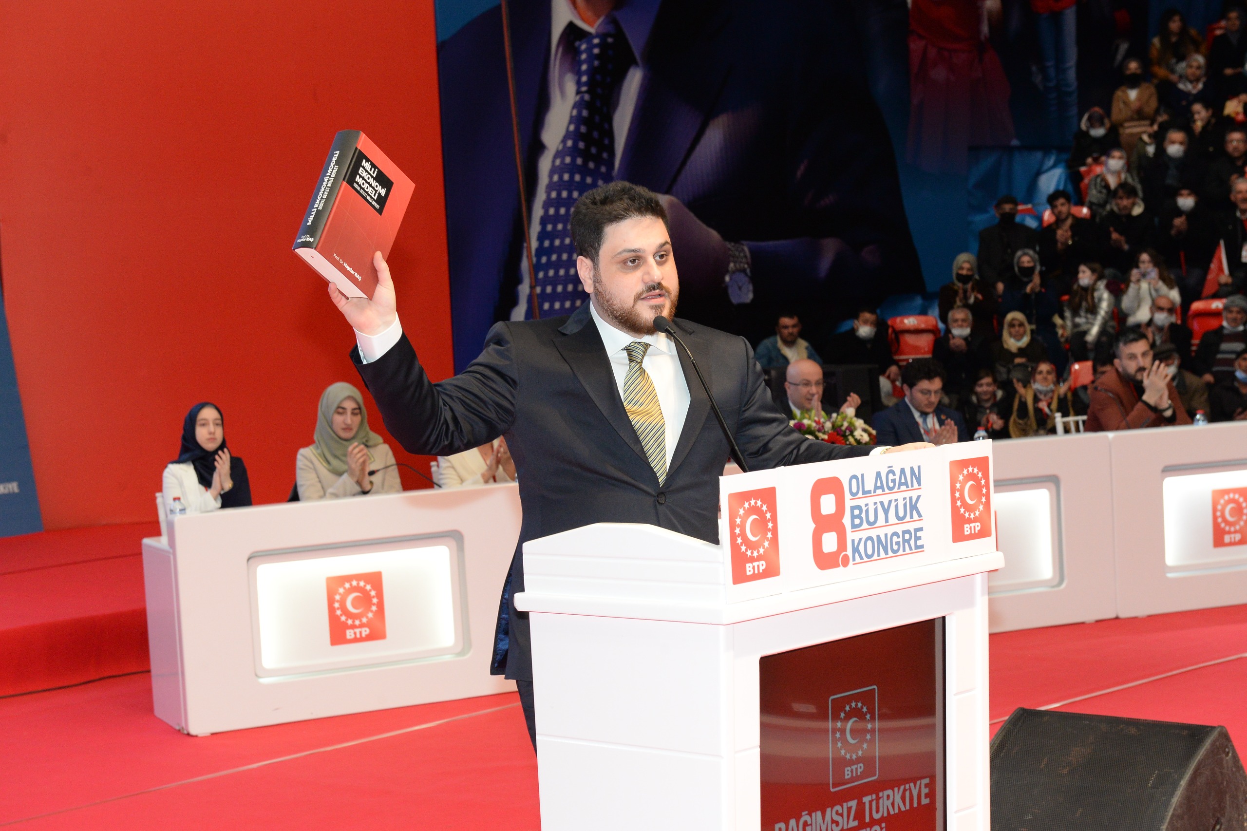 ”Türkiye’deki enflasyon, uzun yıllardır sürdürülen sistematik bir fakirleştirme politikasının sonucudur”