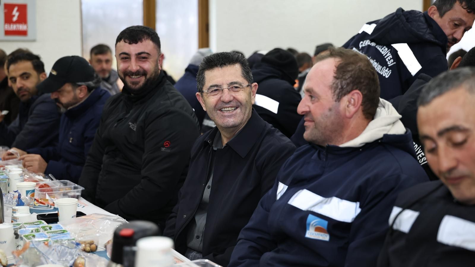 EMEKÇİLERLE OMUZ OMUZA 1 MAYIS KUTLAMASI