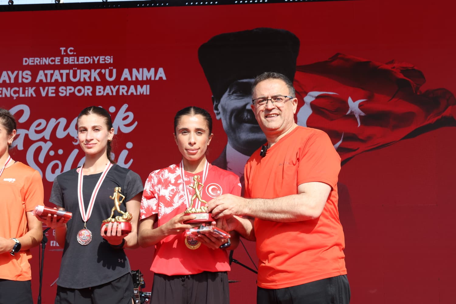 Atatürk Halk Koşusu 19 Mayıs’ta Derince’yi Buluşturdu