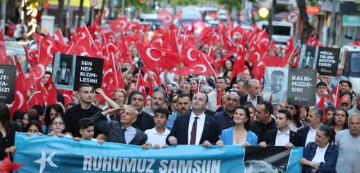 KÜÇÜKÇEKMECE’DE GÜN BOYU SÜREN 19 MAYIS COŞKUSU