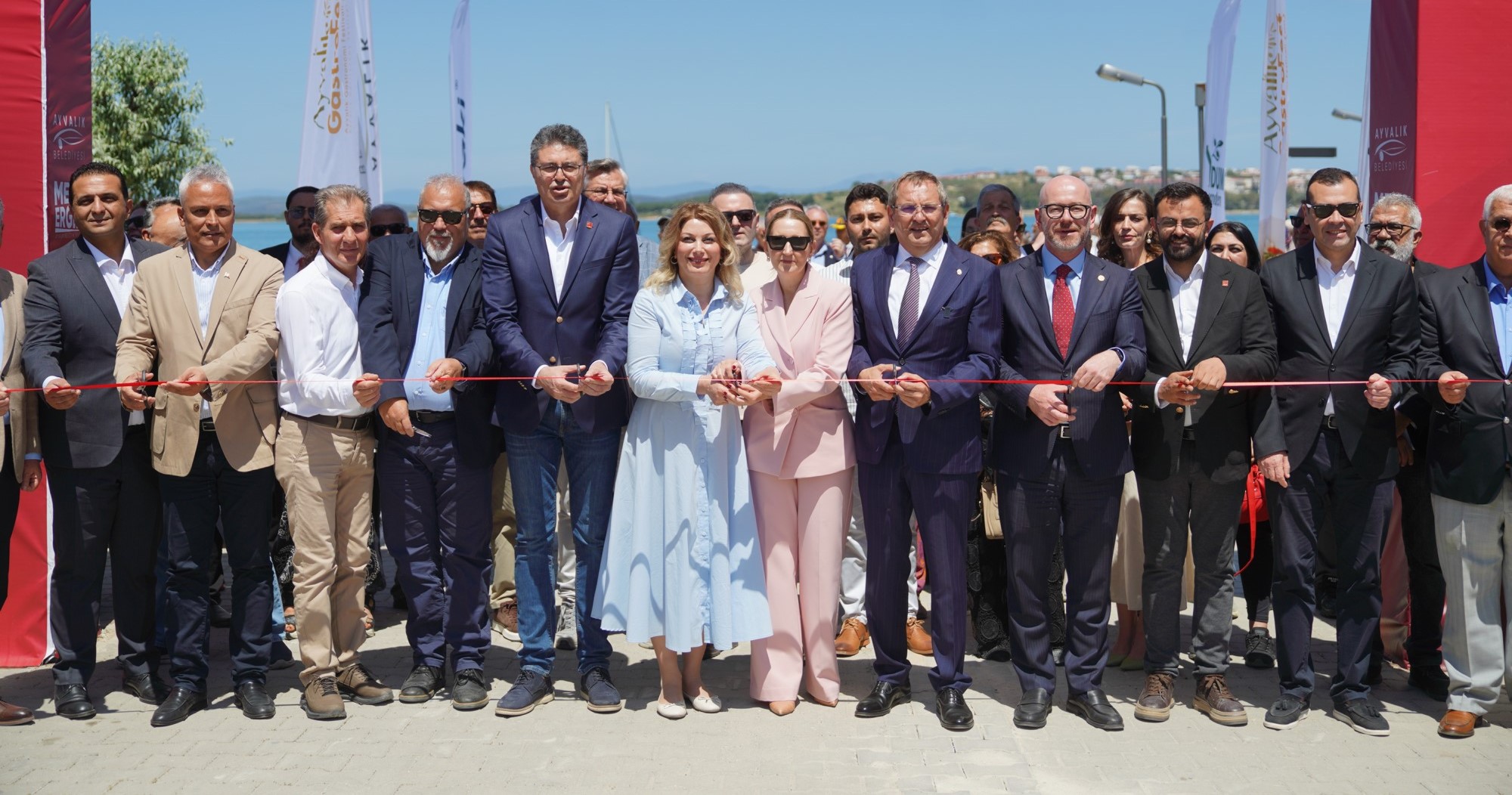 AYVALIK GASTROFEST COŞKULU BAŞLADI