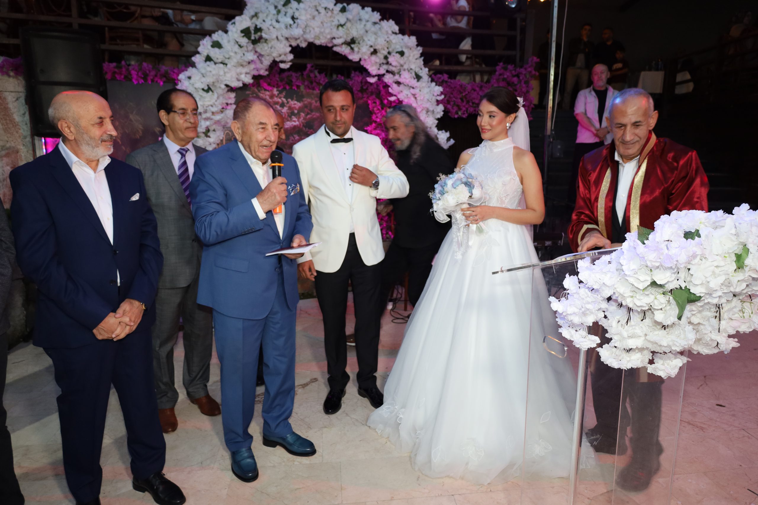 BEDİROĞLU AİLESİNDEN GÖRKEMLİ DÜĞÜN