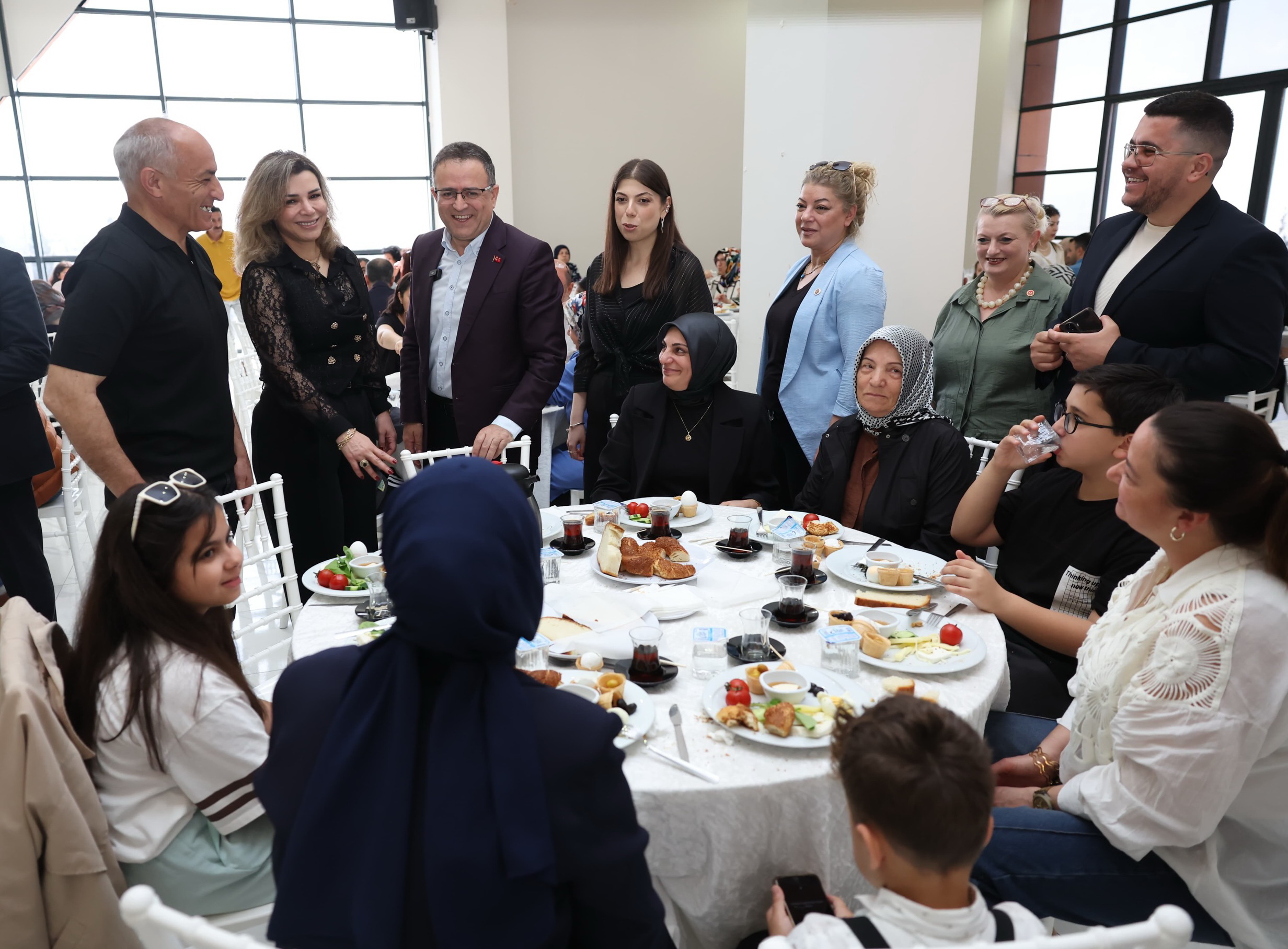 Anneler Günü’nde En Anlamlı Buluşma