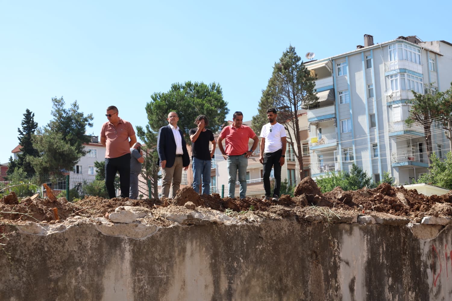 Derince’nin Her Noktasında Yoğun Mesai
