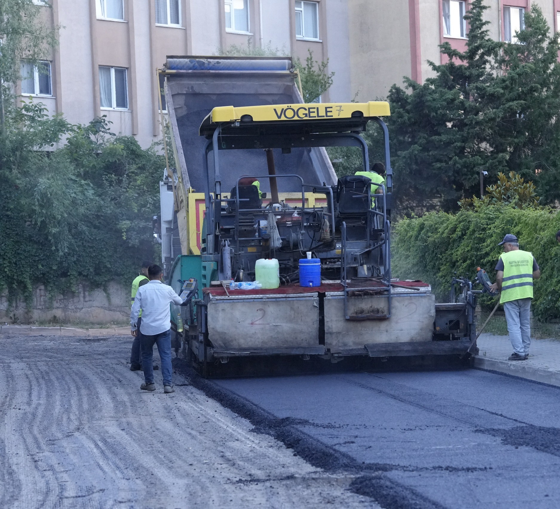 Kartal’da Yol Yenileme Hamlesi: 17 Bin Ton Sıcak Asfalt Serilecek