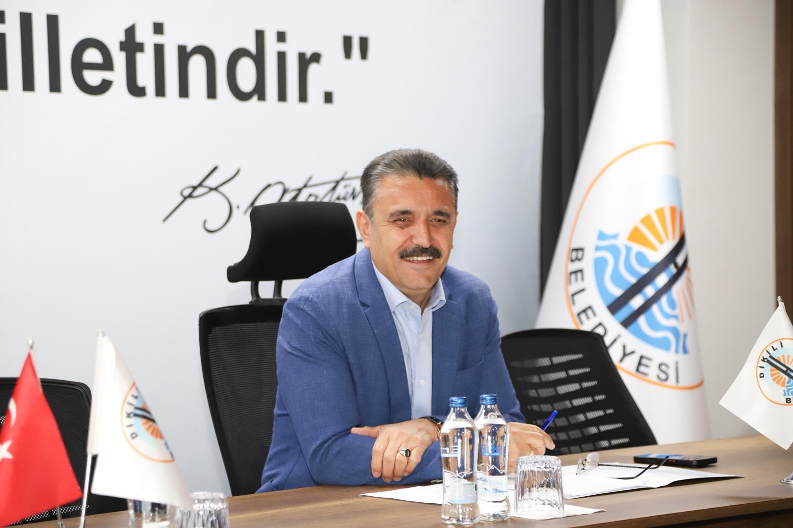 Çandarlı’nın yeni Cumhuriyet Meydanı Açılıyor