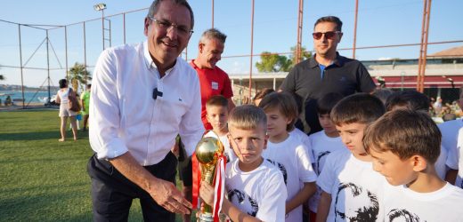 Zafer Bayramı Ayvalık’ta coşkuyla kutlanacak…