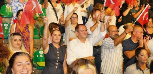 Ayvalık’ta Zafer Bayramı Kutlamaları Coşkulu geçti…