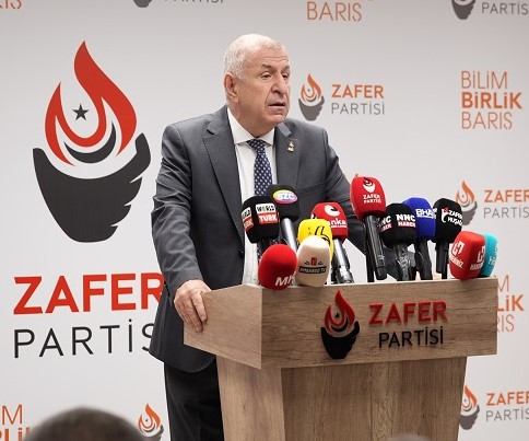 “BU YASA DEĞİŞİKLİKLERİNİ YAPINCA ŞEHİTLERİ AİLELERİNE GERİ VERECEK MİSİNİZ?”