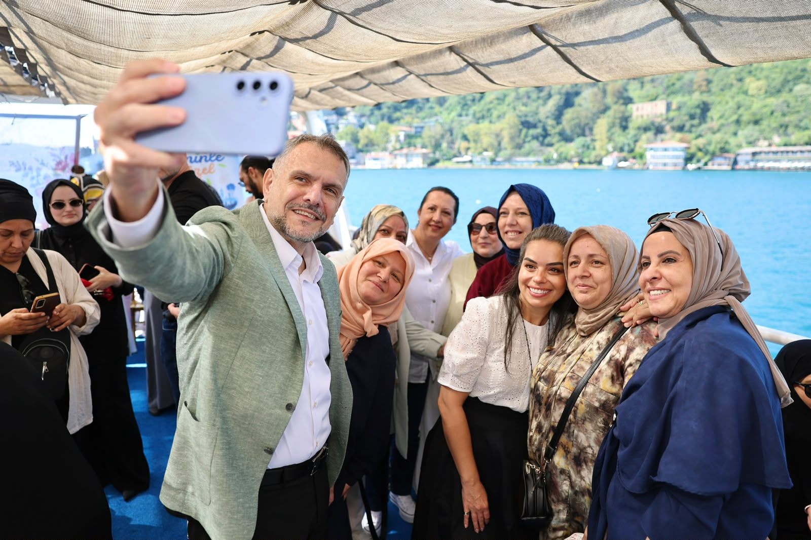 Bayrampaşalı kadınlar Boğaz’da buluştu