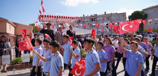ALTINOVA’DA KURTULUŞUN 104. YILI COŞKUYLA KUTLANDI