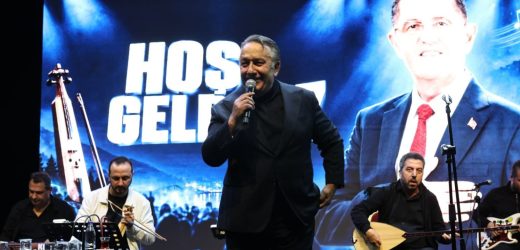 İSMAİL TÜRÜT’LE ÇEKMEKÖY’DE KARADENİZ RÜZGÂRI