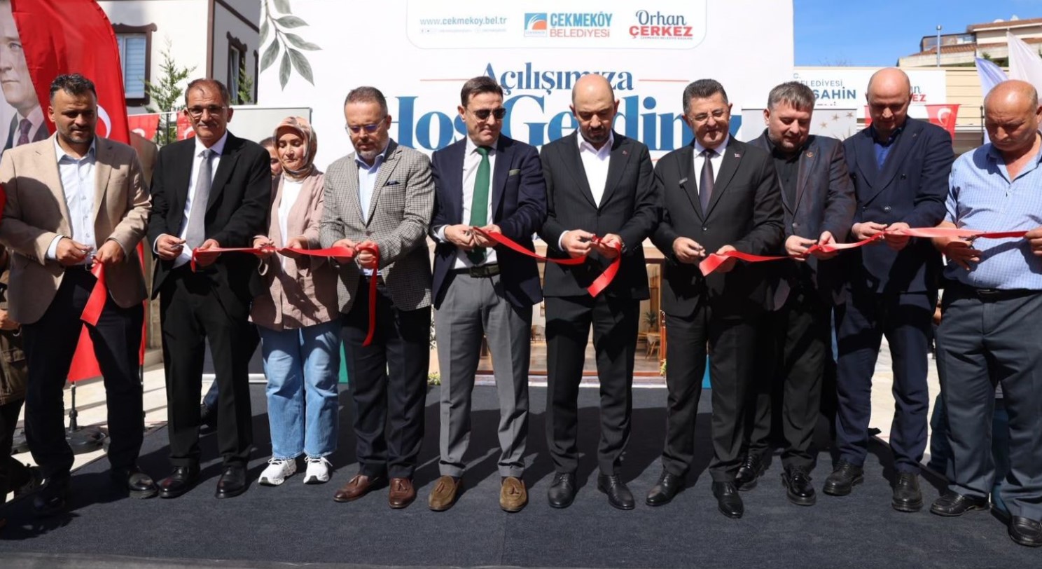 ÇEKMEKÖY’ÜN YENİ SOSYAL YAŞAM ALANI TÖRENLE KAPILARINI AÇTI