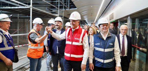 İBB, ULAŞIMDA ARALIKSIZ İSTANBUL’A HİZMET ÜRETMEYE DEVAM EDİYOR