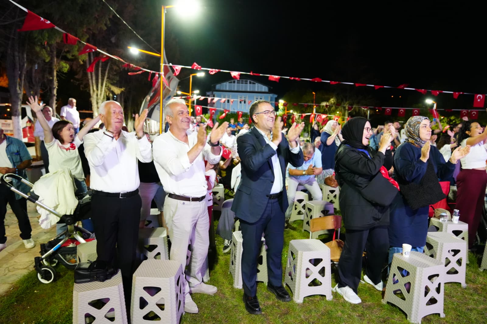 Şampiyonluk Coşkusu Senin Kafen’de Yaşandı