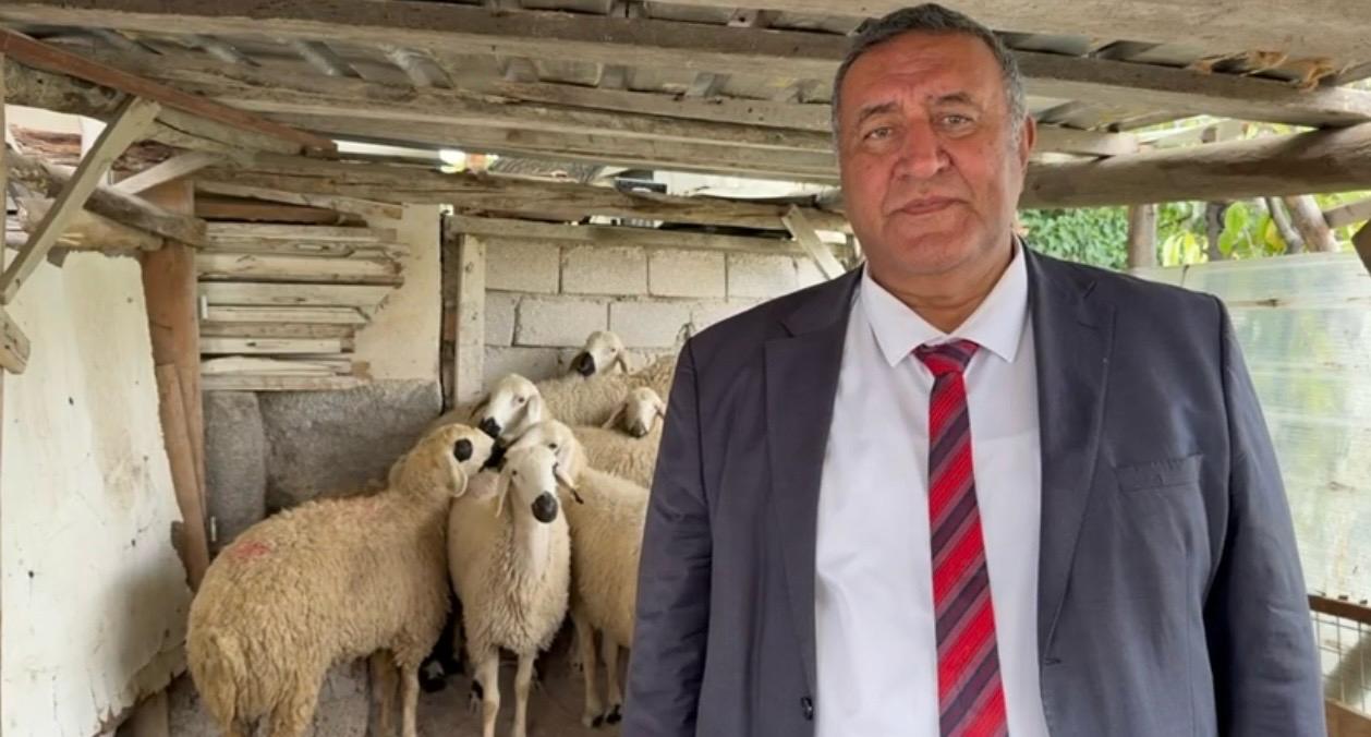 Gürer: “2023 ile 2025 arasında Kırmızı Ette 500 Milyon Ton, Sütte 2,1 Milyon Ton, Yumurtada 1,2 Milyar Adet ve Bal Üretiminde %17,8 Azalma Var”