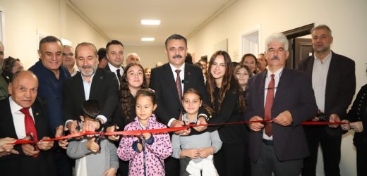 Dikili ve Çandarlı’da eğitim ve kültür yatırımları hizmete açıldı