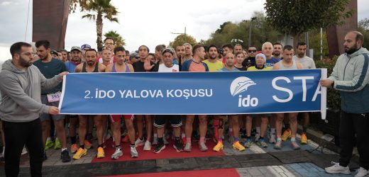 Yalova’da Yürüyen Köşk Parkurunda Koşu Heyecanı