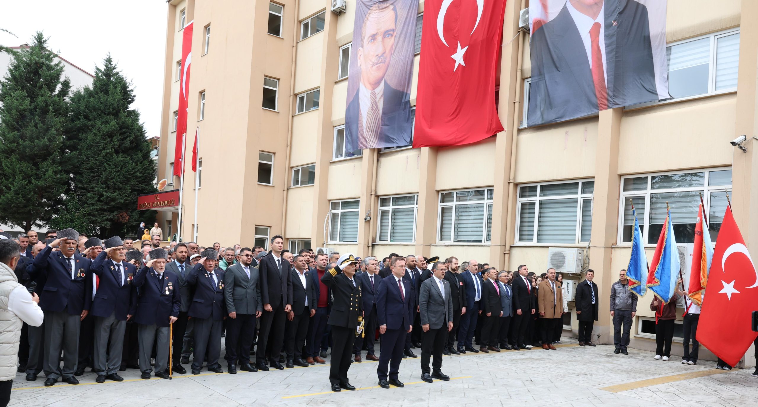 Derince’de Cumhuriyet Bayramı Törenleri Başladı
