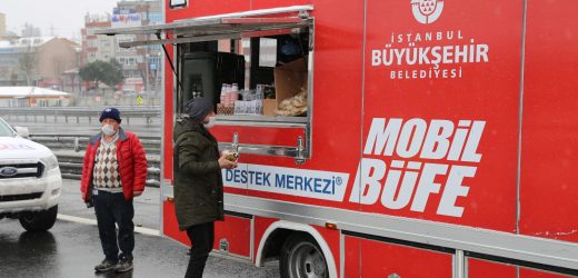 İBB EKİPLERİNDEN ONLARCA KAR MÜDAHALESİ