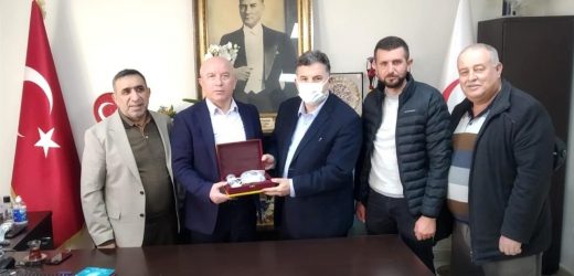 DOKTOR BAŞKAN SAĞLIK ÇALIŞANLARINI ZİYARET ETTİ