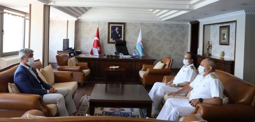 KOMUTANLARDAN BAŞKANA ZİYARET