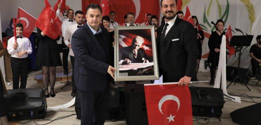 KINIK BELEDİYE KOROSUNDAN MUHTEŞEM KONSER