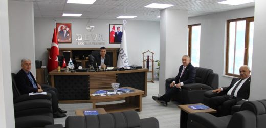 YÜTSO Başkanı Pınar’dan Hakkari Deva Partisine Ziyaret