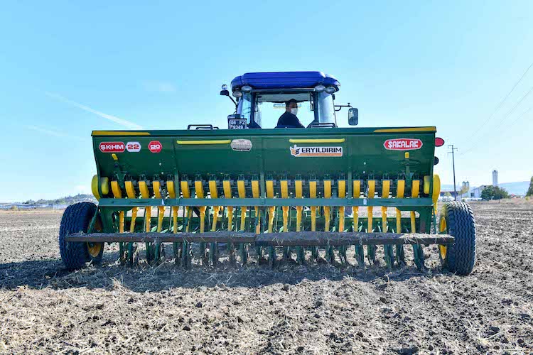 ATATÜRK ORMAN ÇİFTLİĞİ ARAZİSİNDE YENİDEN TARIM BAŞLADI