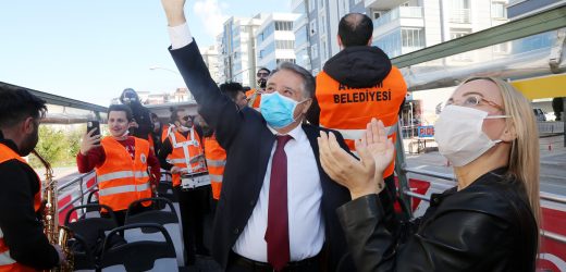 Atakum Belediye Başkanı Av. Cemil Deveci, 23 Nisan Ulusal Egemenlik ve Çocuk Bayramı nedeniyle bir mesaj yayınladı.