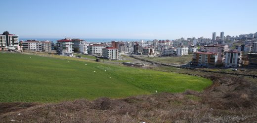 Atakum Belediyesi’ne ait 10 arsa icra yoluyla satıldı