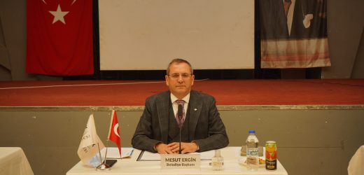 AYVALIK BELEDİYE MECLİSİ YENİ YILA  “ÖNCE SAĞLIK” TEMENNİSİYLE BAŞLADI