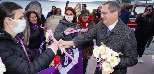AYVALIK BELEDİYESİ 8 MART ETKİNLİKLERİYLE FARK YARATTI