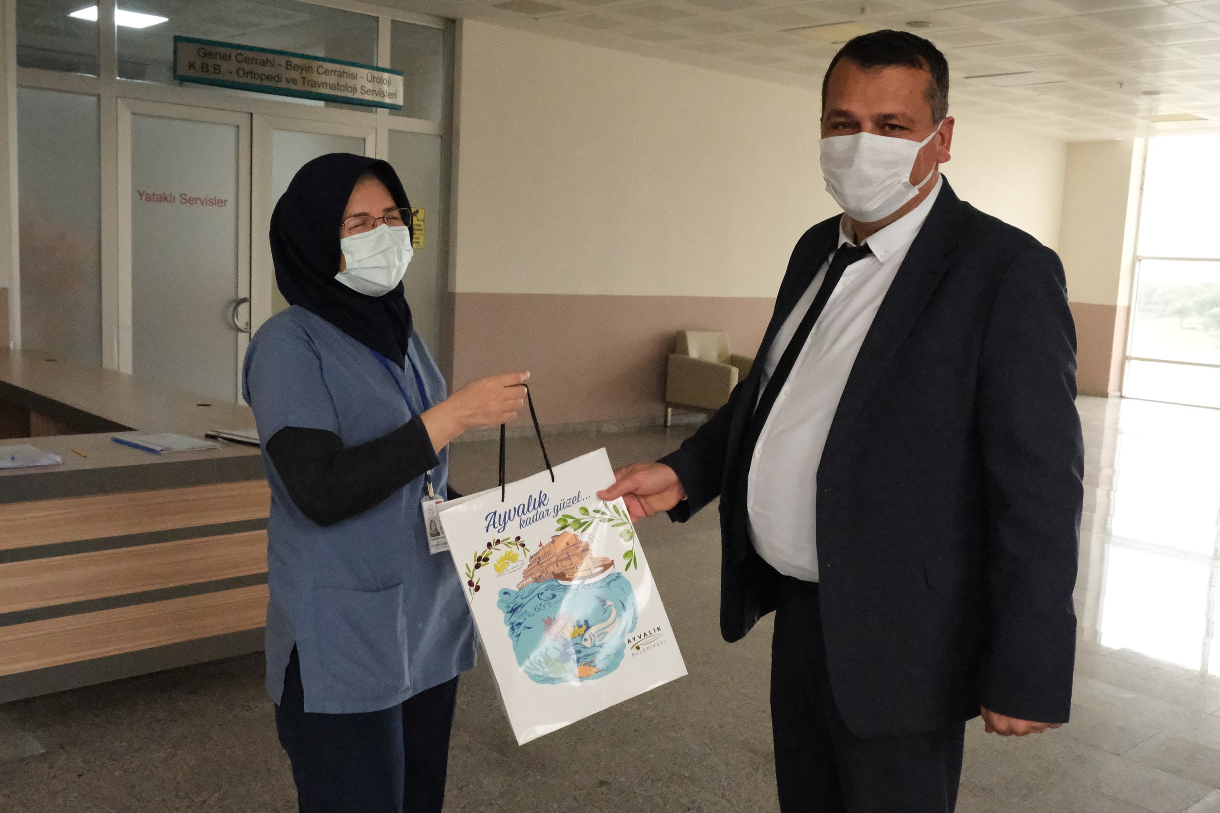 AYVALIK BELEDİYESİ KAHRAMANLARI UNUTMADI