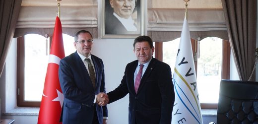 AYVALIK BELEDİYESİ’NDEN ÇALIŞANLARA EK PROTOKOL