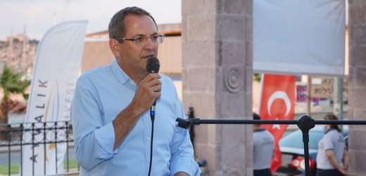 AYVALIK’TA BARIŞ TEMALI HEYKELLER TAMAMLANDI