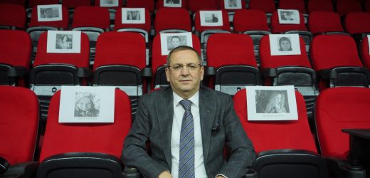 BEŞ KADIN OYUNU BEŞ KADIN SORUNU BEŞ KADIN DURUŞU