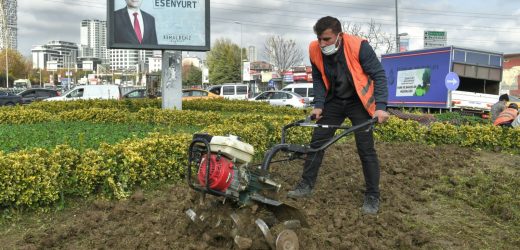 ESENYURT’TA AĞAÇLANDIRMA ÇALIŞMALARI DEVAM EDİYOR
