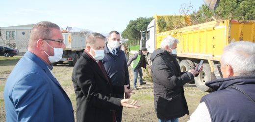 Başkan Deveci uyardı: “Sahil elimizden gidiyor”