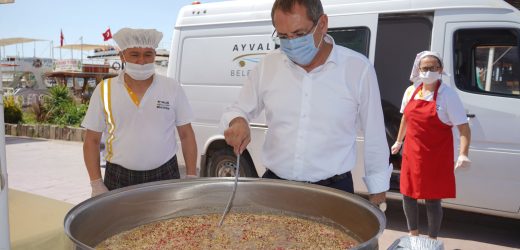 Ayvalık’ta Geleneksel “Aşure Günü”