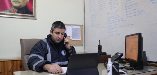 Başkan Gökhan Yüksel, Karla Mücadele Ekiplerinin Yoğun Mesaisine Katıldı