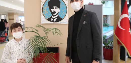 Başkan Gökhan Yüksel, ‘Sanat Akademisi Resim Öğrencileri Sergisi’nin Açılışına Katıldı