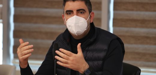 Başkan Gökhan Yüksel’den Muhtarlara ‘1000 Gün’ Sunumu