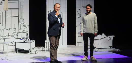 DÜNYA TİYATROLAR GÜNÜ’NDE ALKIŞLAR SUSMADI