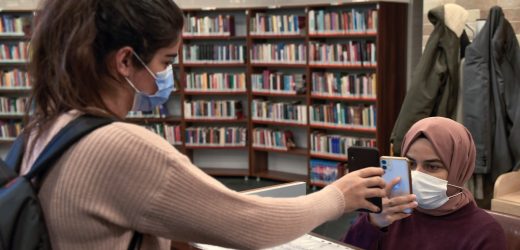 BODRUM KATINDAN HAK ETTİĞİ YERE : CEMİL MERİÇ KÜTÜPHANESİ