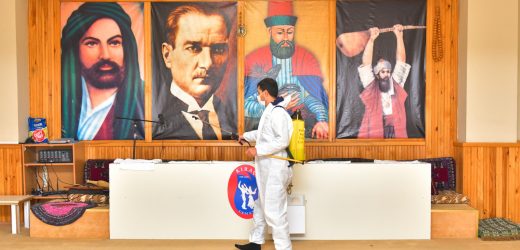 ESENYURT’TA İBADETHANELER DEZENFEKTE EDİLİYOR