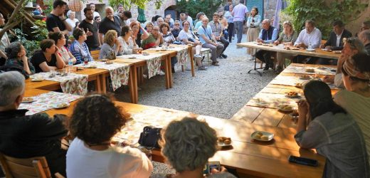 Başkan Ergin, Barbaros Caddesi esnafıyla toplantı yaptı