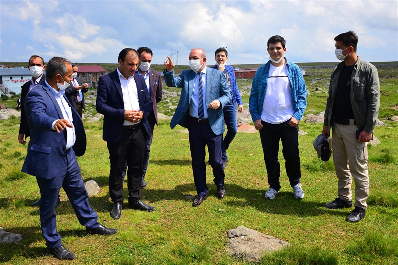 Vali Hüseyin Öner, Bülbülan Yaylasında İncelemelerde Bulunarak, Vatandaşlarımızla Buluştu