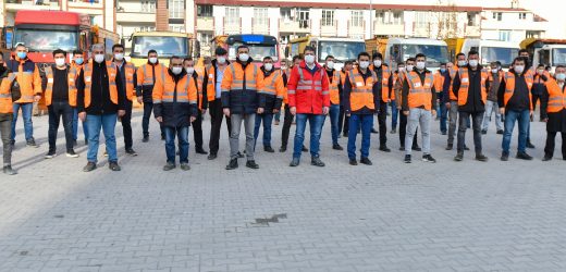 ESENYURT BELEDİYESİ 66 ARAÇ VE 2 BİN TON TUZ STOKUYLA KIŞA HAZIR